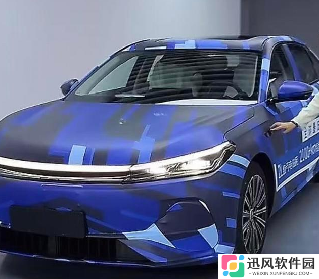 吉利银河伪装车曝光，号称“全球最低油耗、2100km+ 综合续航”