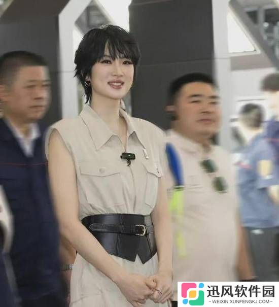 姚安娜入职长安汽车任工号1001 董事长朱华荣陪同