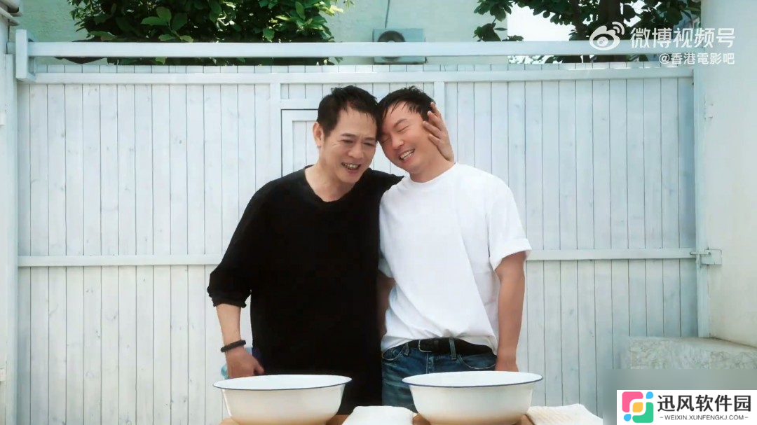 80后回忆杀！62岁李连杰和41岁谢苗再度同框饰演“父子”