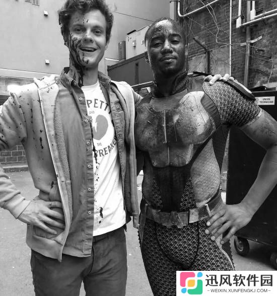 火车头、玄色杀青发文告别《黑袍纠察队》 最吸粉的黑人角色！