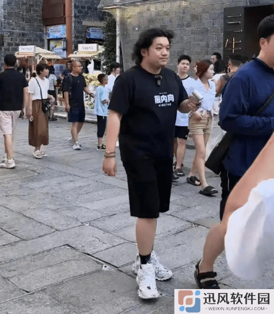 《家有儿女》夏雨扮演者近照曝光 网友:小雨变暴雨了